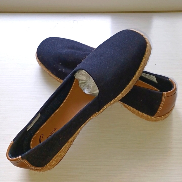 Shoes - Brand new in box black with tan leather and raffia trim espadrile